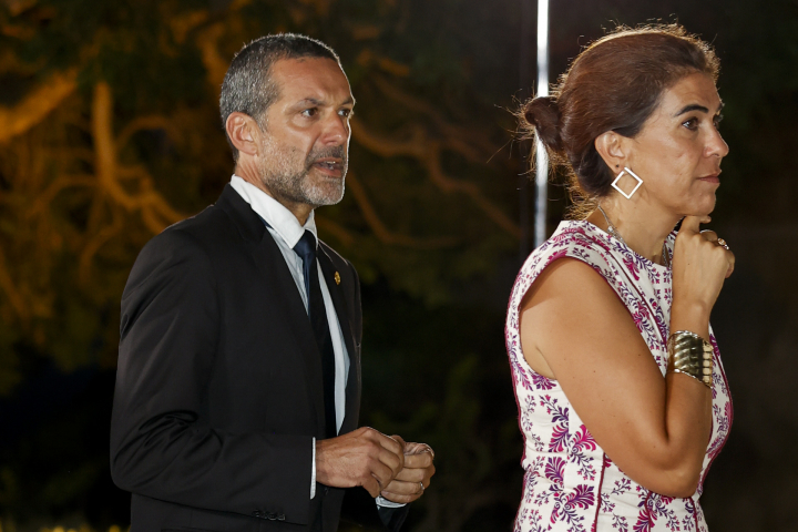 Jaume de Anglada a su llegada a la recepción de los reyes en Marivent.