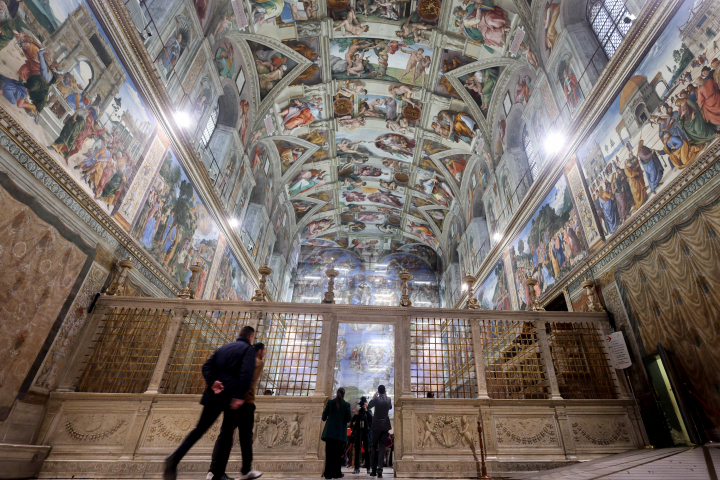 alt="alt="VATICAN CITY, VATICAN - FEBRUARY 28: A general view o""