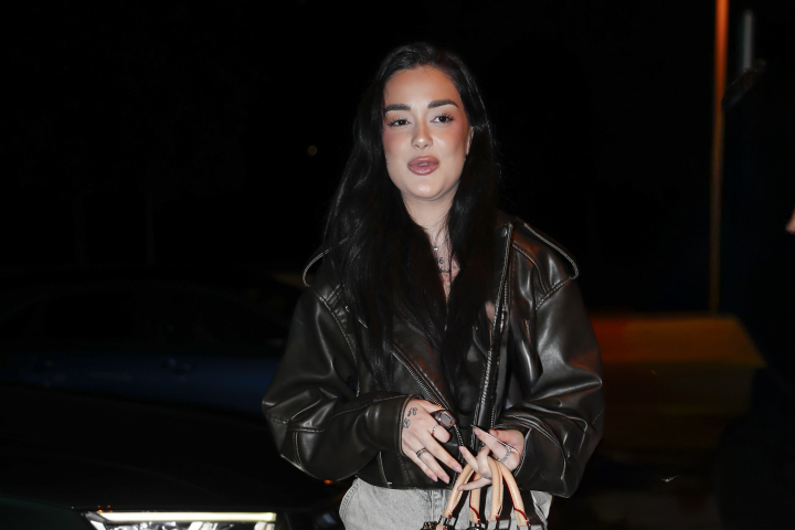 Julia Janeiro paseando por Madrid en mayo de 2026