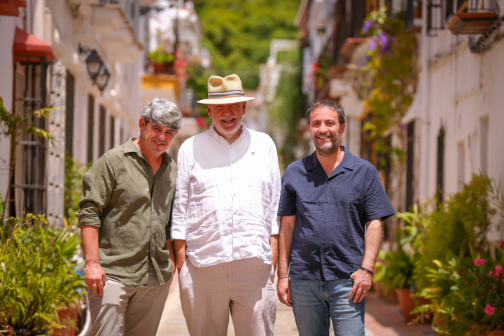 Carmen Mola ha elegido Marbella para ambientar 'Los huérfanos', novela que retrata el crimen organizado en la Costa del Sol