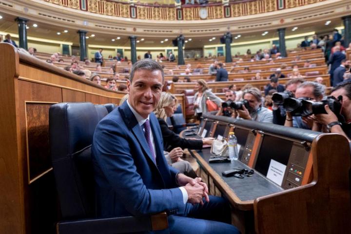 Pedro Sánchez en la segunda votación de la investidura fallida de Feijóo.