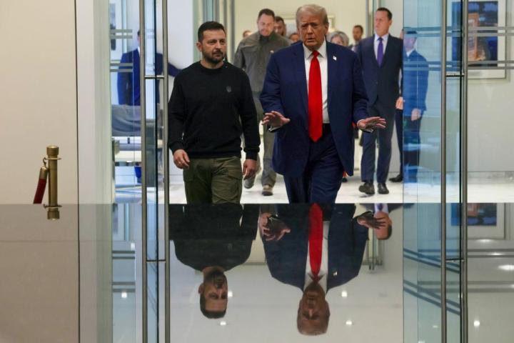 Donald Trump y el mandatario ucraniano, Volodímir Zelenski; durante un encuentro de este año previo a las elecciones en EEUU.