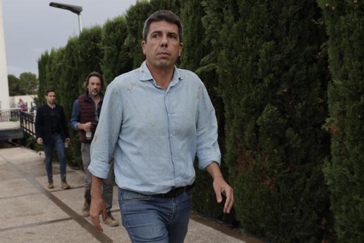 Carlos Mazón, en el Centro de Emergencias de la Generalitat valenciana