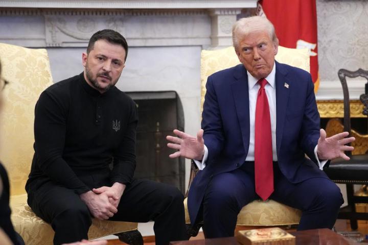 Volodimir Zelenski y Donald Trump, en un momento de su discusión en la Casa Blanca