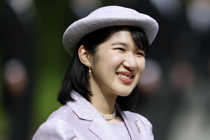 Aiko de Japón en una garden party en el palacio de Akasaka de Tokyo en 2026