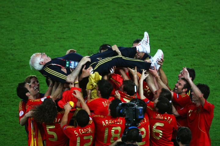 Luis Aragonés, el sabio de Hortaleza, tras ganar la Eurocopa de 2008.