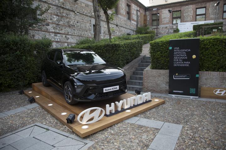 El Kona de Hyundai que se expuso en la fiesta celebrada en los jardines de la Real Fábrica de Tapices.