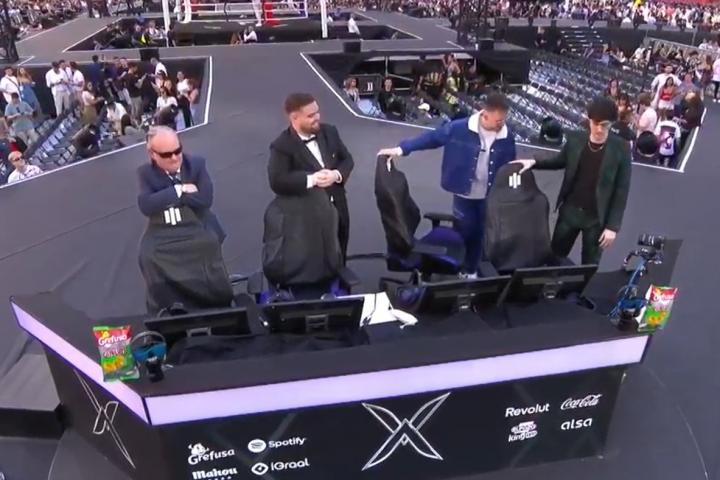 Ibai Llanos y el resto de comentaristas de 'La Velada'.