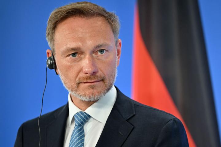 El ministro de Finanzas alemán, Christian Lindner, en la presentación de los presupuestos ante la prensa.