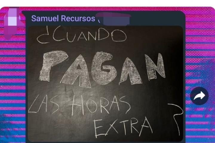La pintada hecha en la pizarra de una empresa