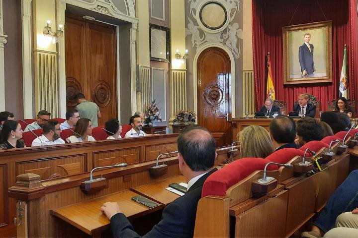 Pleno del Ayuntamiento de Badajoz.
