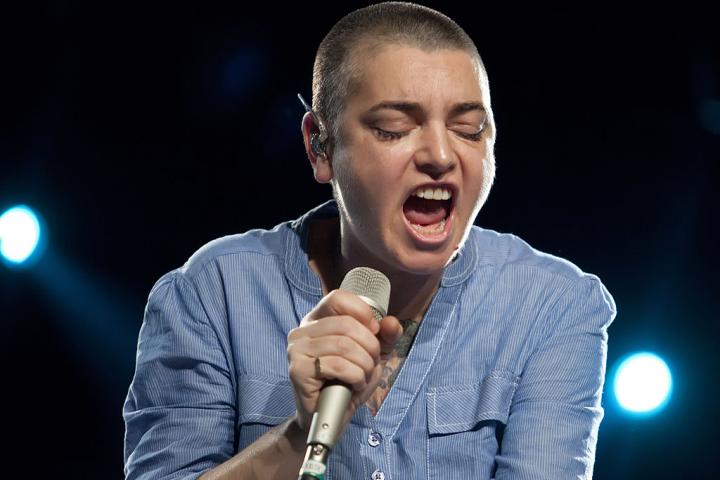 Sinead O'Connor en una actuación en Alemania hace años