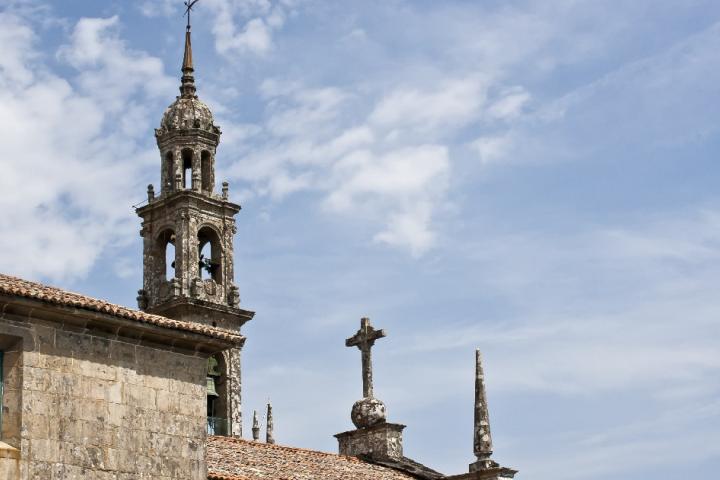 Campanario de Bastavales en Brión, A Coruña