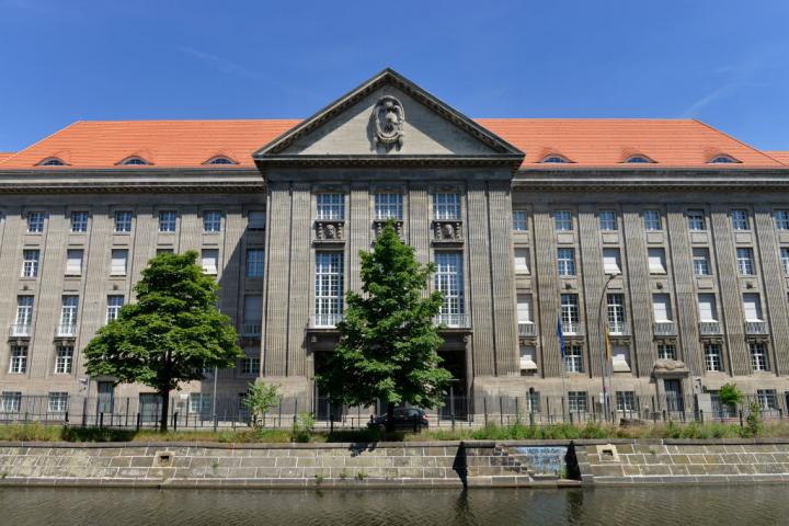 Edificio del Ministerio de Defensa de Alemania, en Berlín.