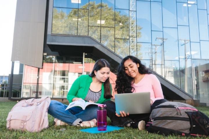 Curso escolar Cantabria 2023-2024: inicio, fechas, vacaciones y festivos.