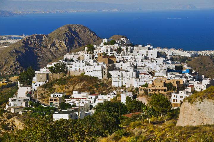 Imagen de archivo del pueblo español más saturado de turistas.