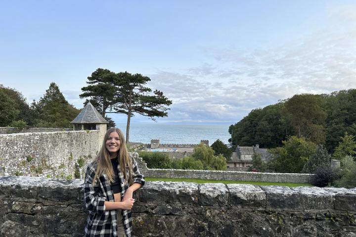 La infanta Sofía a su llegada este martes al UWC Atlantic College de Gales (Reino Unido).