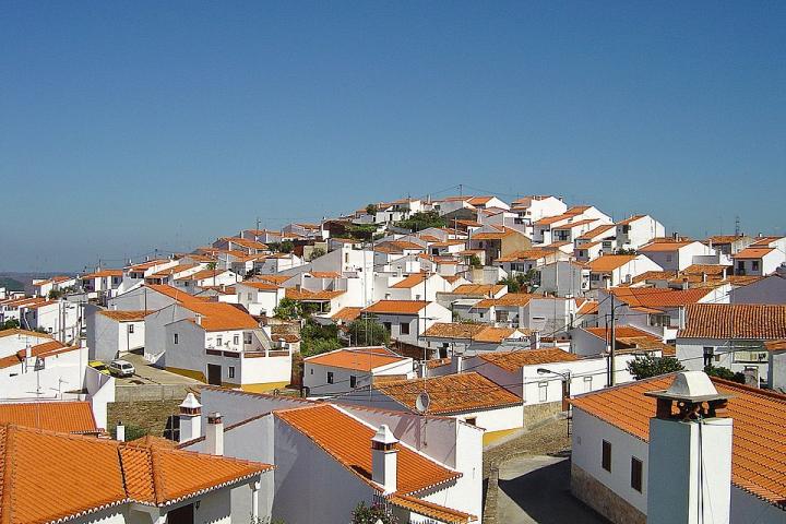 Vista general de Barrancos, en Portugal