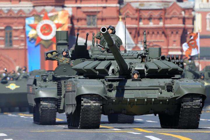 Un tanque T-72B3 ruso durante el desfile del Día de la Victoria 2018