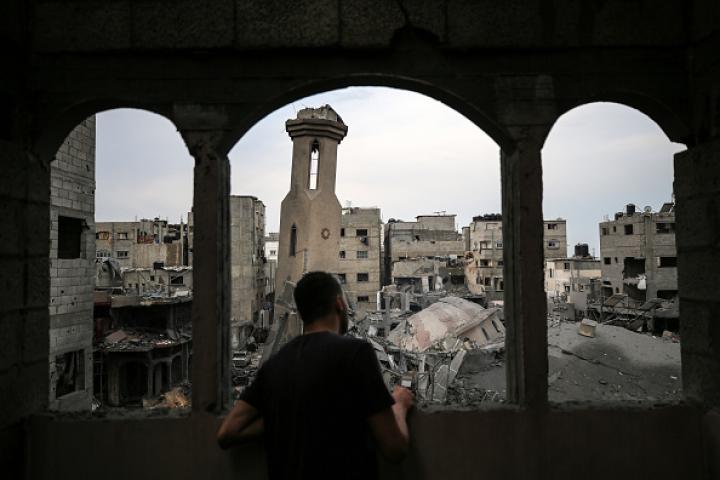 Vista de los daños causados por los bombardeos israelíes en represalia por el ataque insólito de Hamás en Israel.