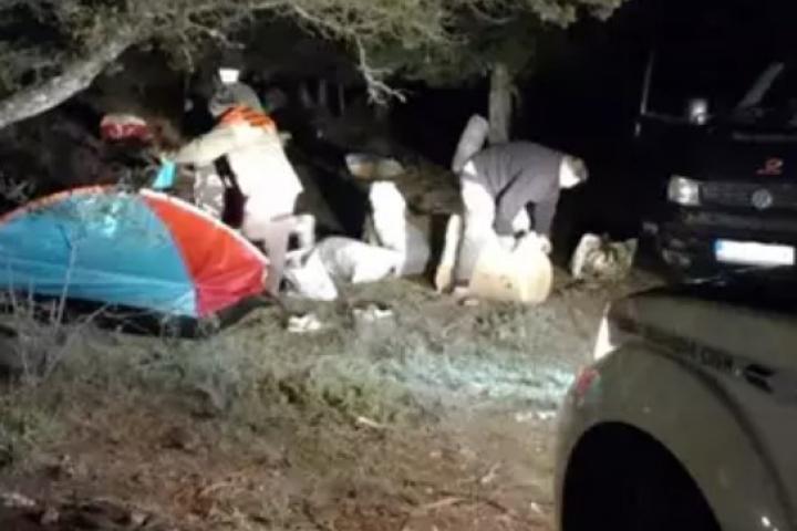 Campamento ilegal de recolectores en Soria.