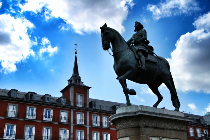 Estatua de Felipe III en la Plaza Mayor, en Madrid