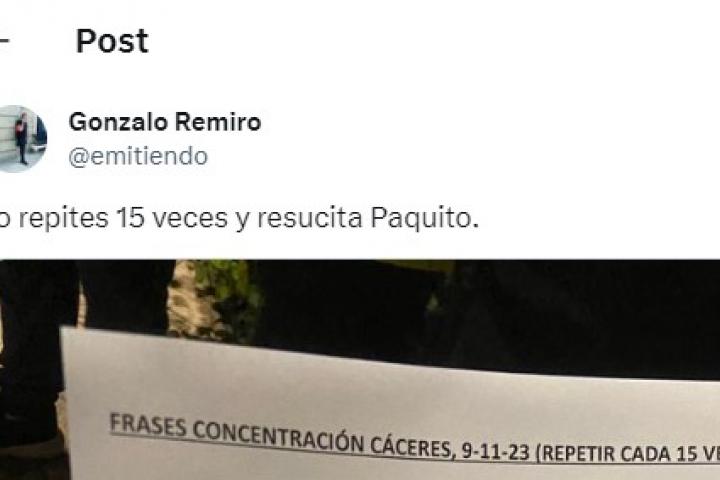 La lista de frases usada en la concentración contra el PSOE en Cáceres.