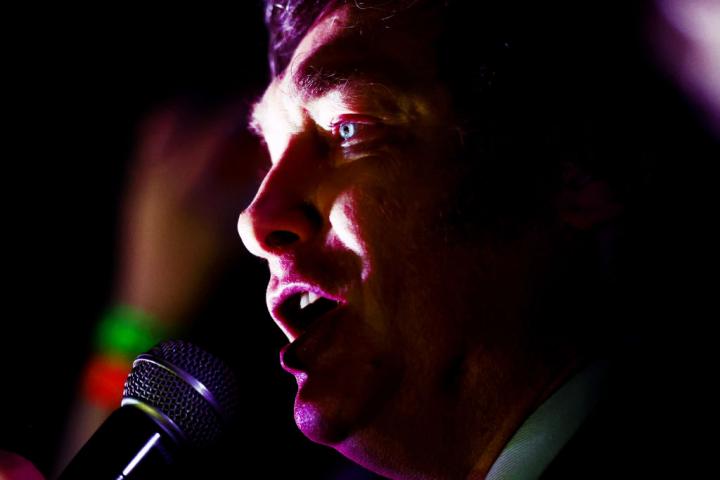 El candidato de La Libertad Avanza, Javier Milei, en un acto de partido en las presidenciales en Argentina.