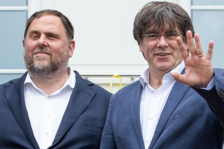 Foto de archivo de Oriol Junqueras y Carles Puigdemont.