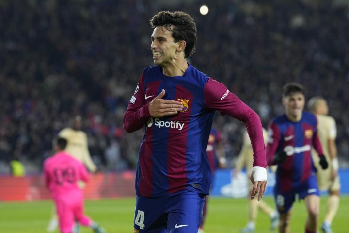 Joao Félix celebra el tanto que hacía subir el 2-1 al marcador frente al Oporto