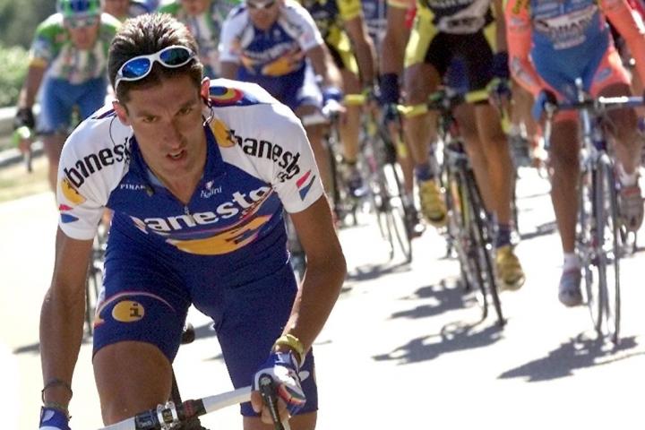 José María Jiménez rompe la carrera de camino a Pal en la 11ª etapa de la Vuelta 2001