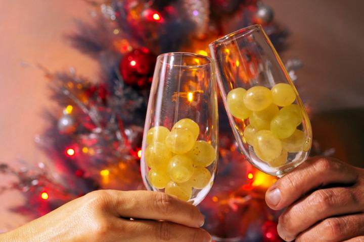 Imagen de archivo de uvas en Nochevieja.