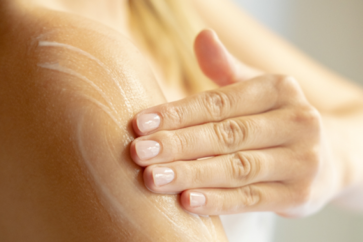 Las mejores cremas cicatrizantes para el cuerpo y la cara