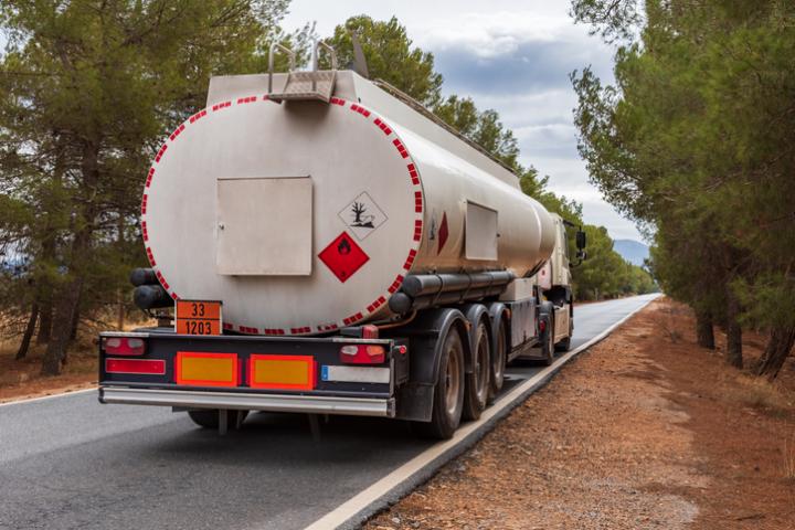 Imagen de archivo de un camión de transporte de substancias tóxicas.
