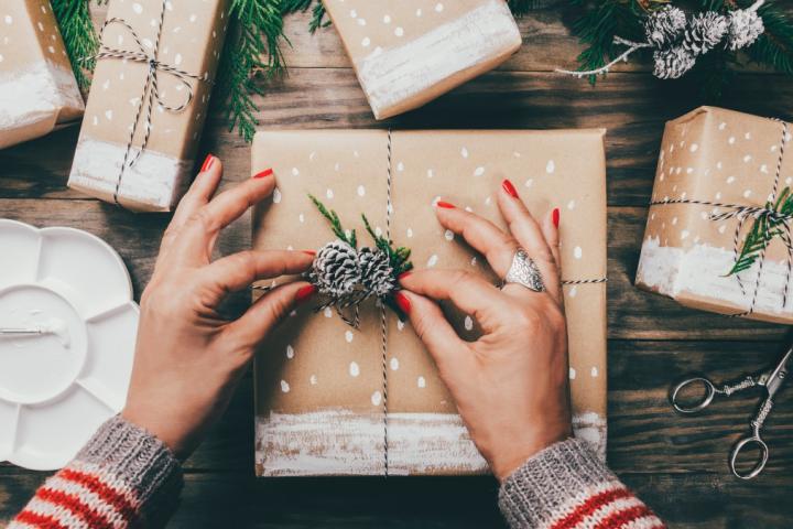 Cómo envolver los regalos de Navidad