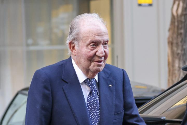 El rey emérito Juan Carlos I, en el 60º cumpleaños de la infanta Elena celebrado en Madrid el 20 de diciembre de 2023.