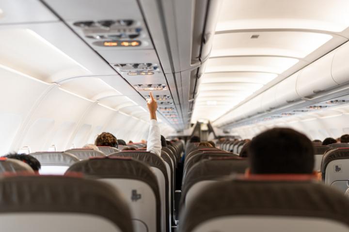 Interior de un avión