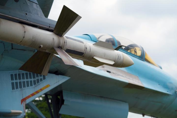 Imagen de archivo de un misil de crucero ruso, cargado en un caza.