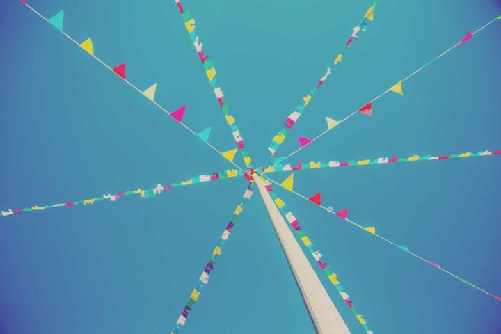 Adorno de fiestas de pueblo