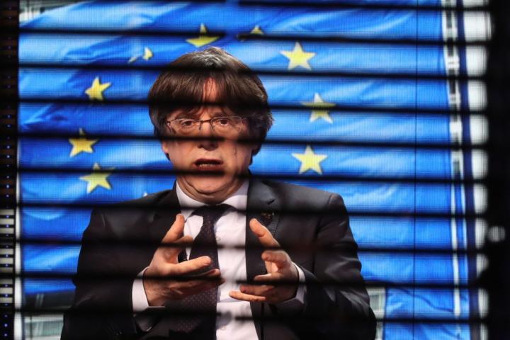 Carles Puigdemont, entre sombras y dudas