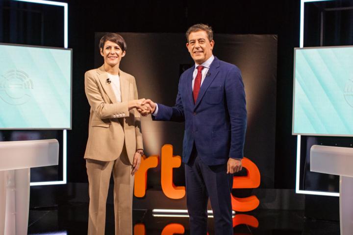 Ana Pontón y José Ramón Gómez Besteiro, en el plató de RTVE