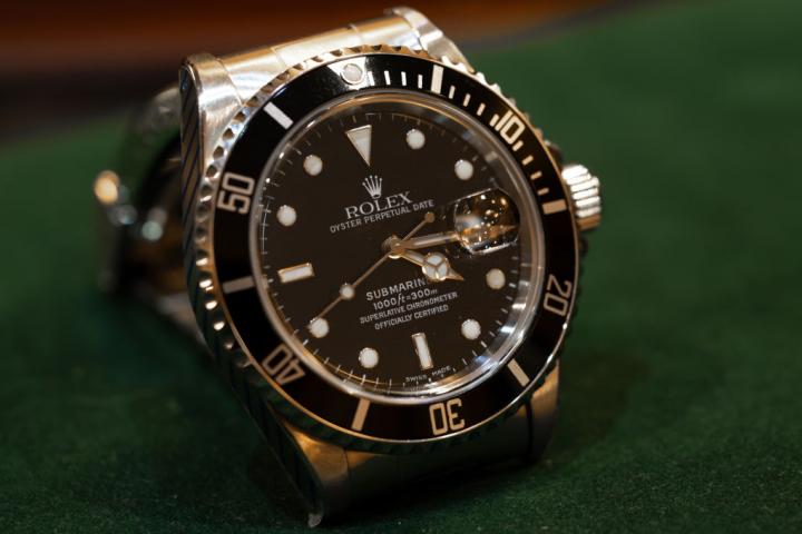 Un reloj de la marca Rolex.