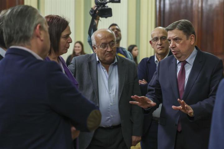 El ministro Luis Planas, con las principales organizaciones