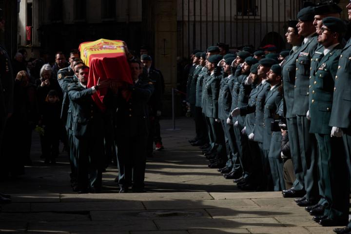 Funeral por uno de los guardias civiles asesinados en Barbate