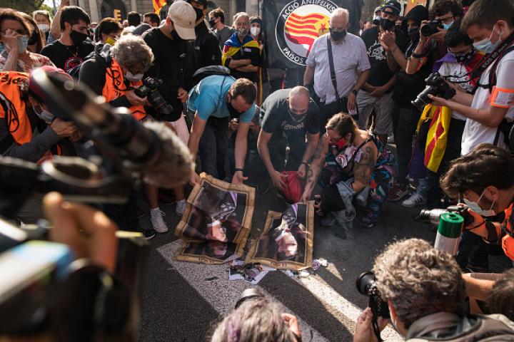 Imagen de archivo de una protesta, en 2020, contra la visita del rey Felipe VI a Barcelona.