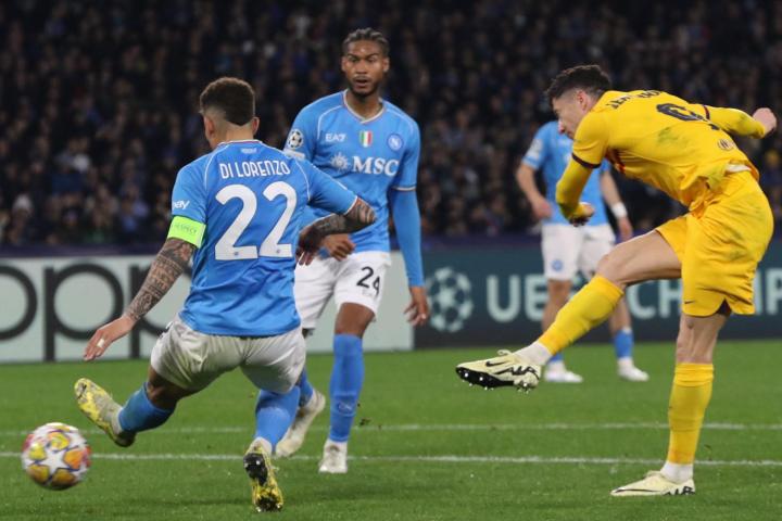 El tiro con el que Lewandowski logró el gol del 0-1