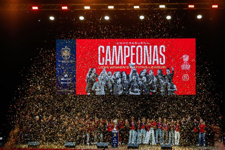 Celebración de la selección femenina en Vistalegre