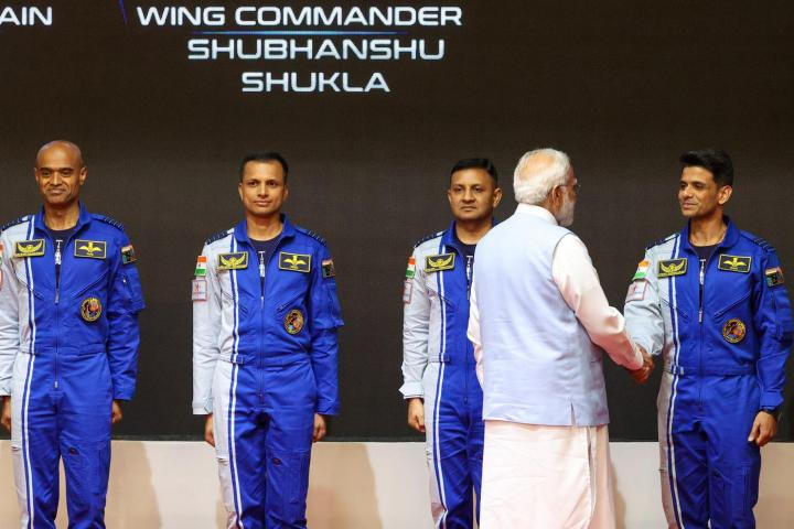 Los cuatro astronautas de la primera misión tripulada de India por el espacio.