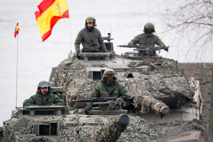 Soldados españoles en unos ejercicios de la OTAN, en una imagen de archivo