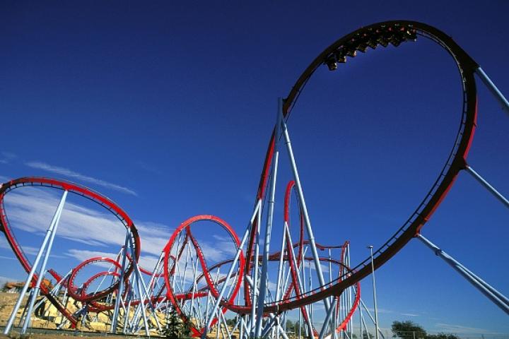 Imagen de archivo de la montaña rusa Dragon Khan, en Port Aventura (Salou, Tarragona).